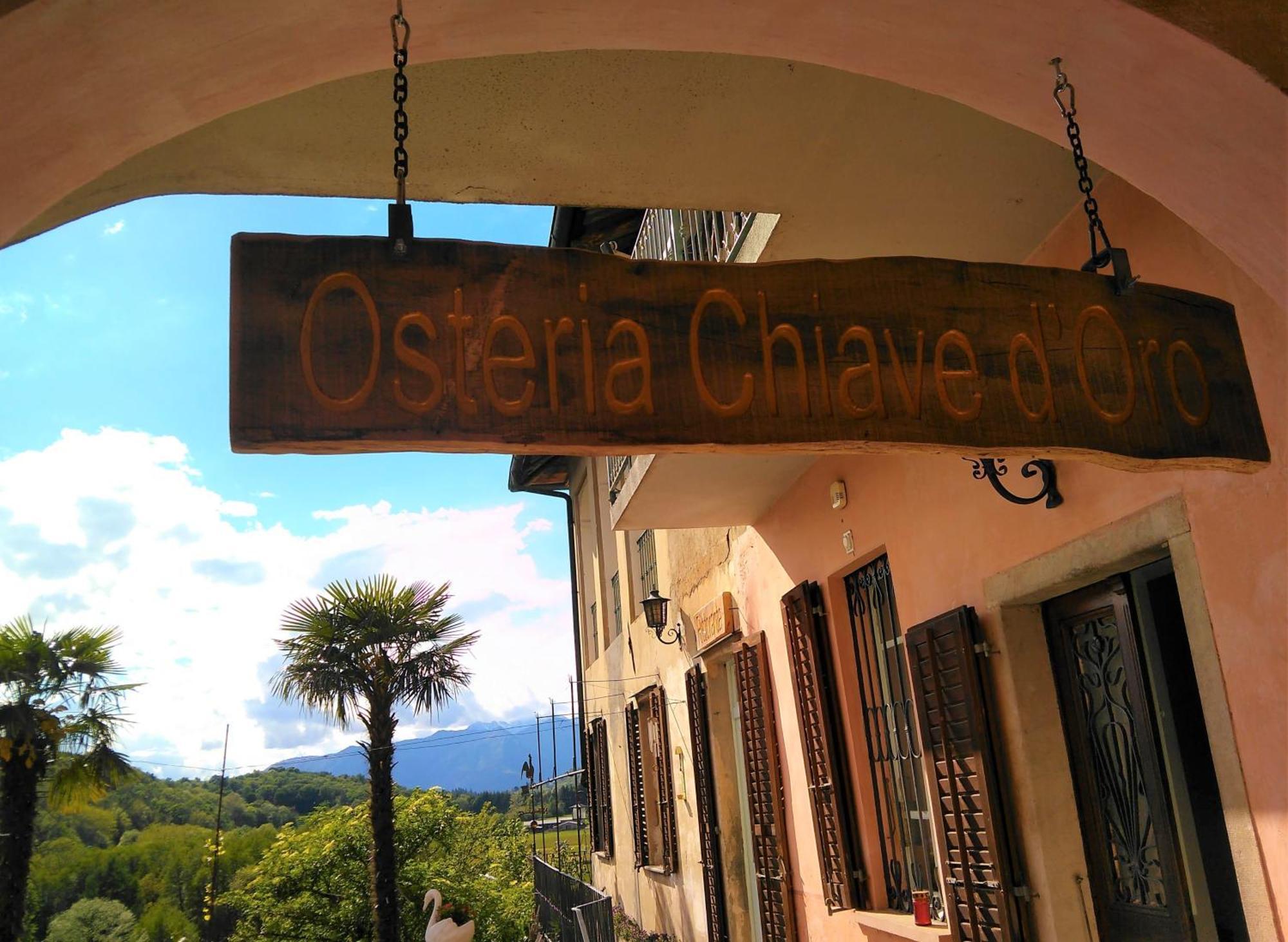 Chiave D'Oro Hotel Sessa Екстериор снимка